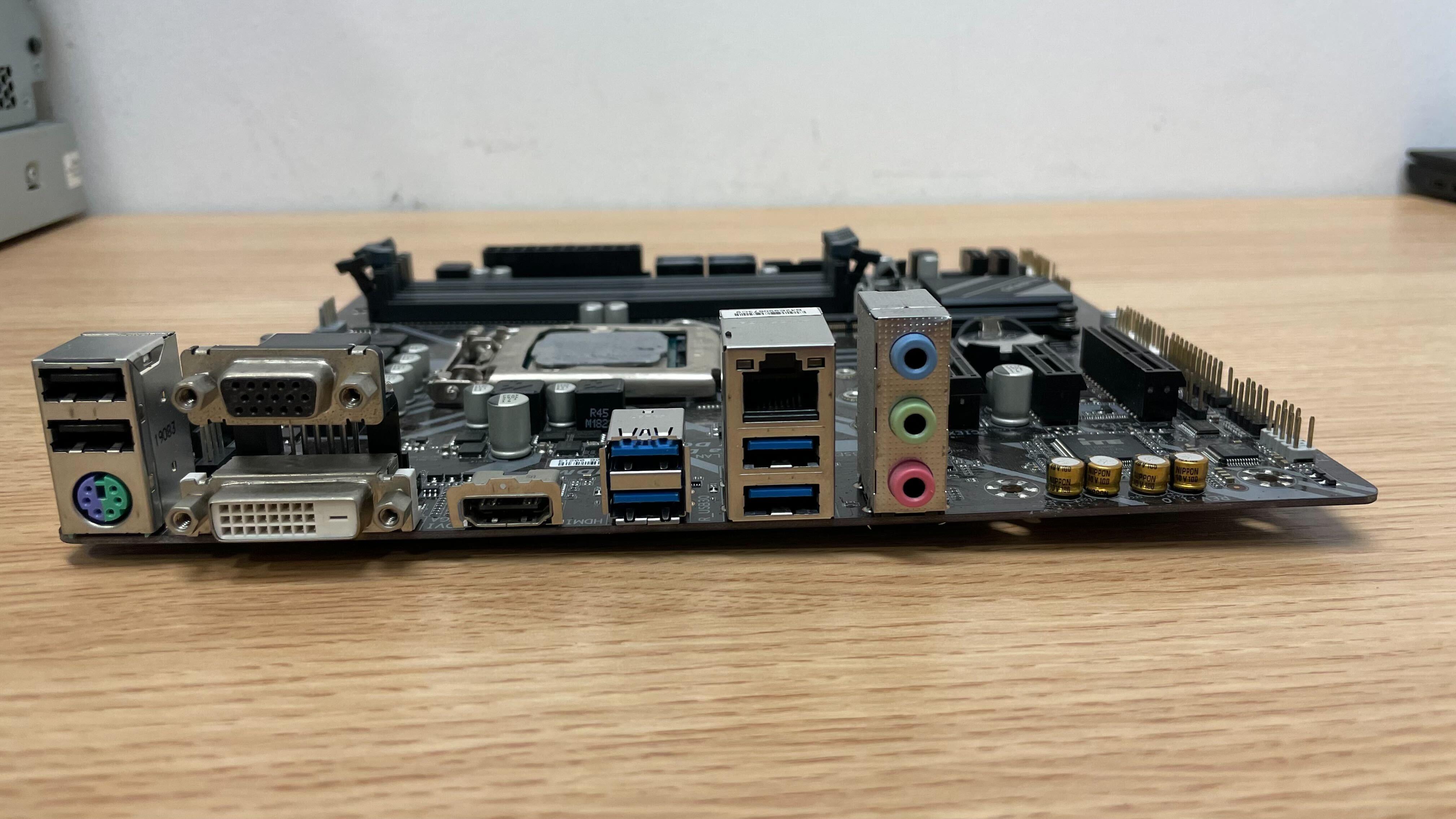 (特價一套) GIGABYTE B360M DS3H mATX Mainboard w/ Intel i5-8500 90% NEW - C2 Computer